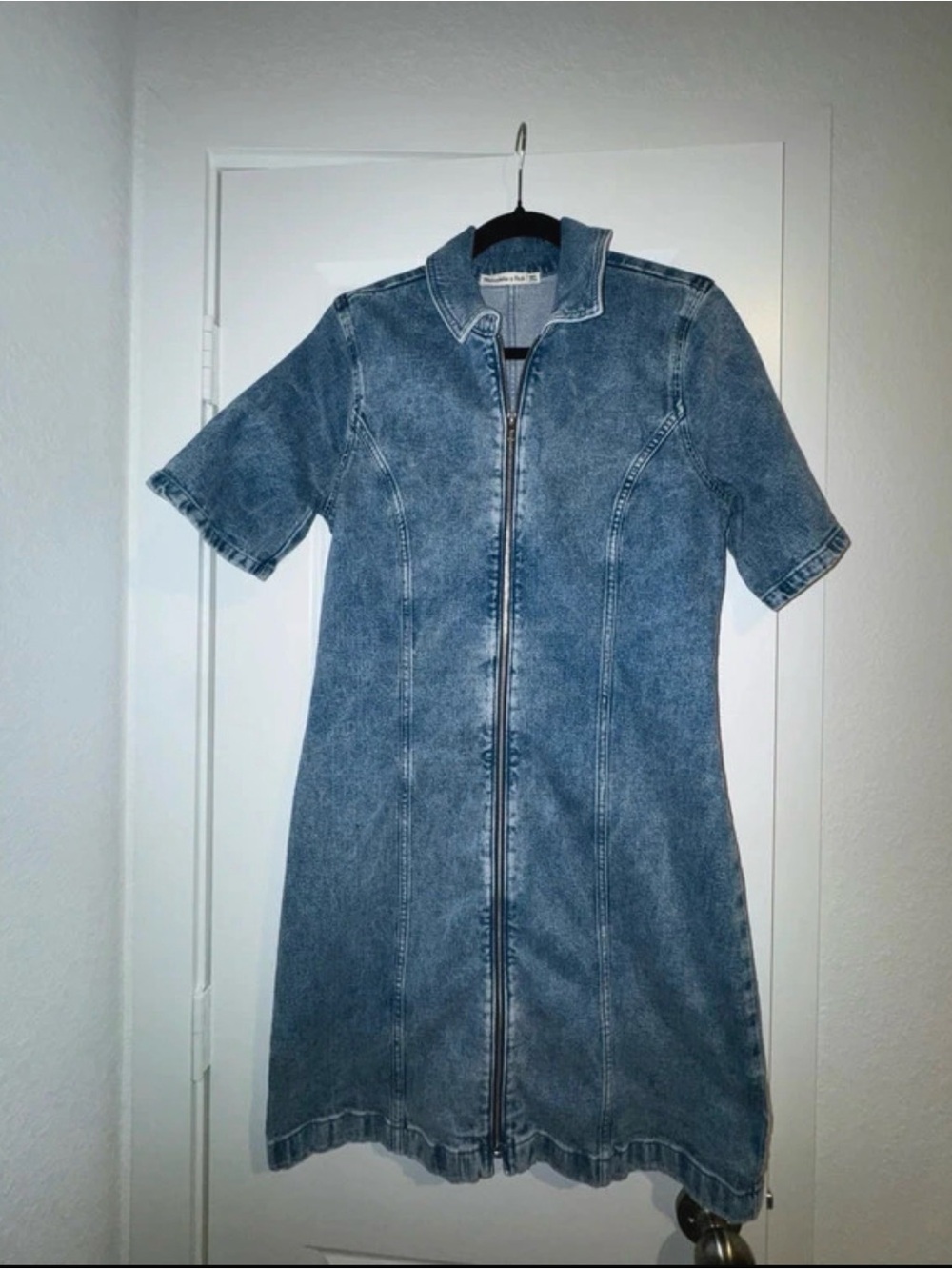 Abercrombie & Fitch Washed Blue Zip-Front Denim Mini Dress